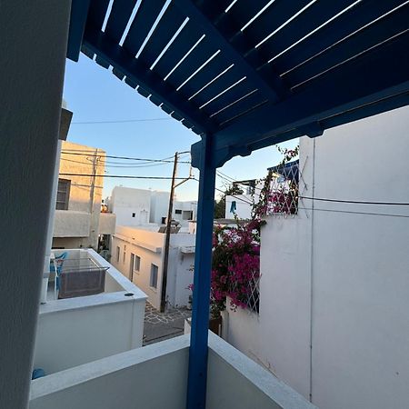 Готель Asiminas Naxos City Екстер'єр фото